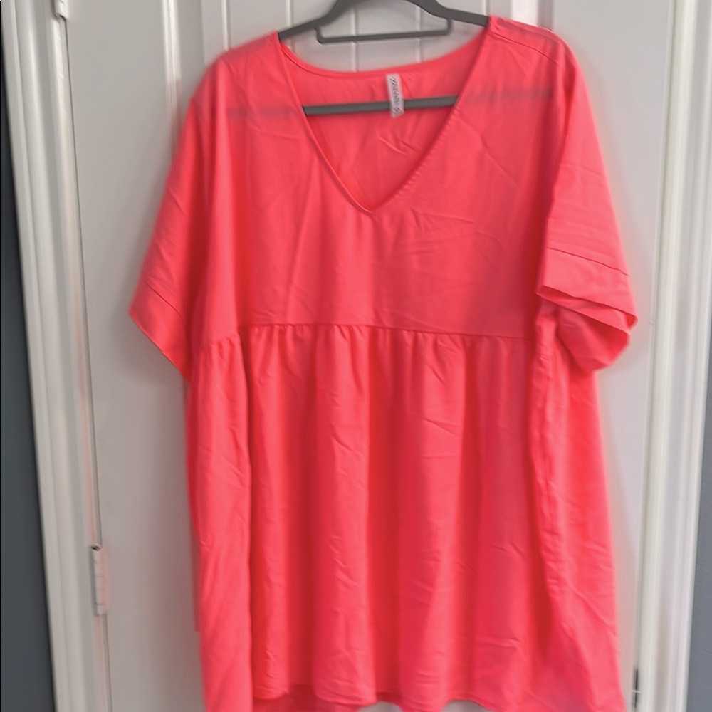 Women's Coral  V-Neck Top